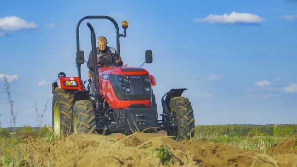 «Трактор Solis-Gold | Солис-Голд 50 4x4 8+2 Radial agri 250-85R20 / 340-85R28 (с ПСМ)» - фото 3