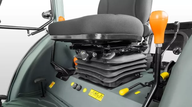 Фотография техники - Трактор Solis-Gold | Солис-Голд 50С A/С 4x4 8+2 Radial agri 250-85R20 / 340-85R28 (с ПСМ)