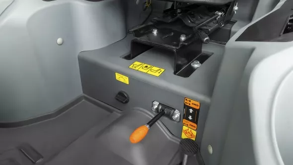 «Трактор Solis-Gold | Солис-Голд 26С Mit 4x4 HST Industrial 23X8,5-12 / 33X15,5-16,5 (с ПСМ)» - фото 11