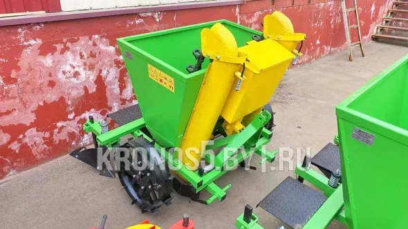 «Бачок для удобрений к картофелесажалкам Kerland CT-2 / CT-2/2 / Bomet S-239 / S-239/1» - фото 7