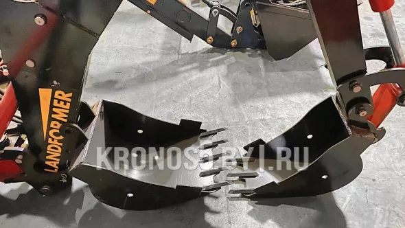 «Навесной экскаватор Landformer 230» - фото 23