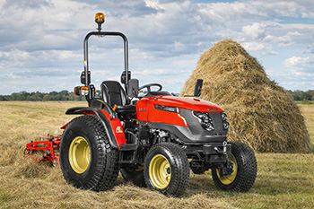 Изображение Каким должен быть минитрактор для уборки сена