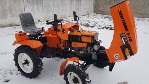 Как завести минитрактор зимой?