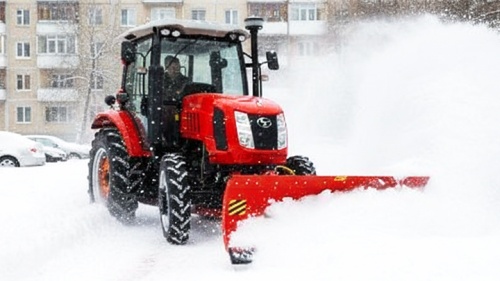 Как 90-сильный Shifeng 904 превратить в коммунальную машину? Обзор двустороннего отвала Flagman 5090