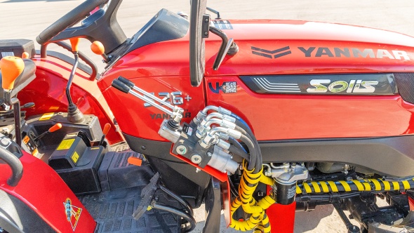 «Отвал Flagman | Флагман 1824 SG к трактору Solis 24 с пружинными амор. и гидроповоротом (1,6м)» - фото 6