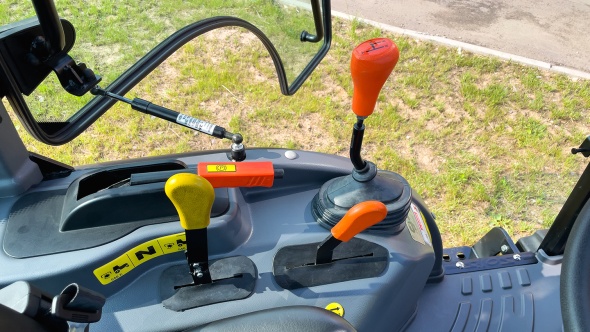 «Трактор Solis-Gold | Солис-Голд 26С Mit 4x4 9+9 Galaxy PRO 220/55 R12 / 280/70 R16 (с ПСМ)» - фото 13