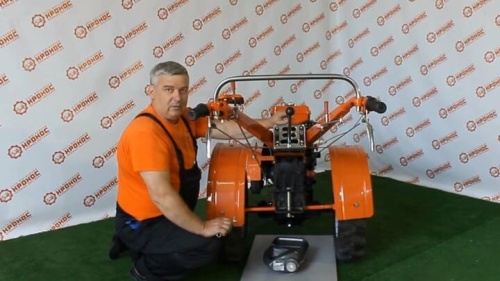 Замена масла в КПП в дизельном мотоблоке