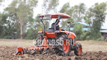 «Трактор Kubota | Кубота L4018 8+8 (Kubota India) STD agri 8.00-16 / 12,4-24 (с ПСМ)» - фото 4 «Трактор Kubota | Кубота L4018 8+8 (Kubota India) STD agri 8.00-16 / 12,4-24 (с ПСМ)» - фото 4