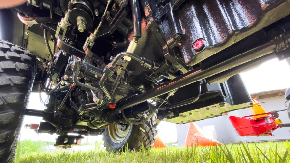 «Трактор Solis-Gold | Солис-Голд 26С Mit 4x4 9+9 Industrial 23X8,5-12 / 33X15,5-16,5 (с ПСМ)» - фото 17