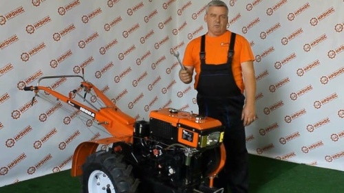 Замена масла в двигателе дизельного мотоблока