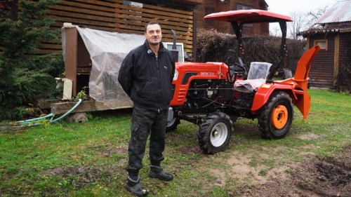 Shifeng SF-240: вытащил машину из грязи! Реальный опыт работы