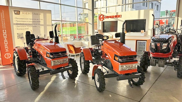 Минитрактор Кентавр Т-5 LITE 6+2 (Toyokawa) STD agri 5,00-12 / 6,50-16 + (фреза/плуг) - видео 2