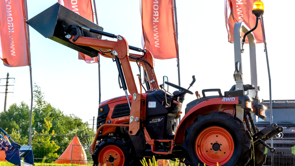 «Фронтальный погрузчик Flagman | Флагман PRO Кентавр MASTER Т-4K-350 (c джойстиком)» - фото 7