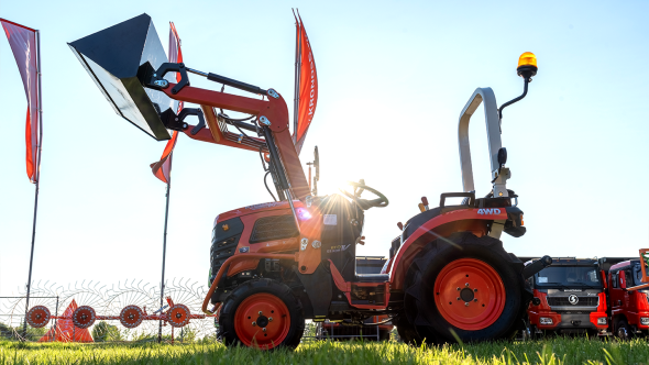 «Фронтальный погрузчик Flagman | Флагман PRO Кентавр MASTER Т-4K-350 (c джойстиком)» - фото 6